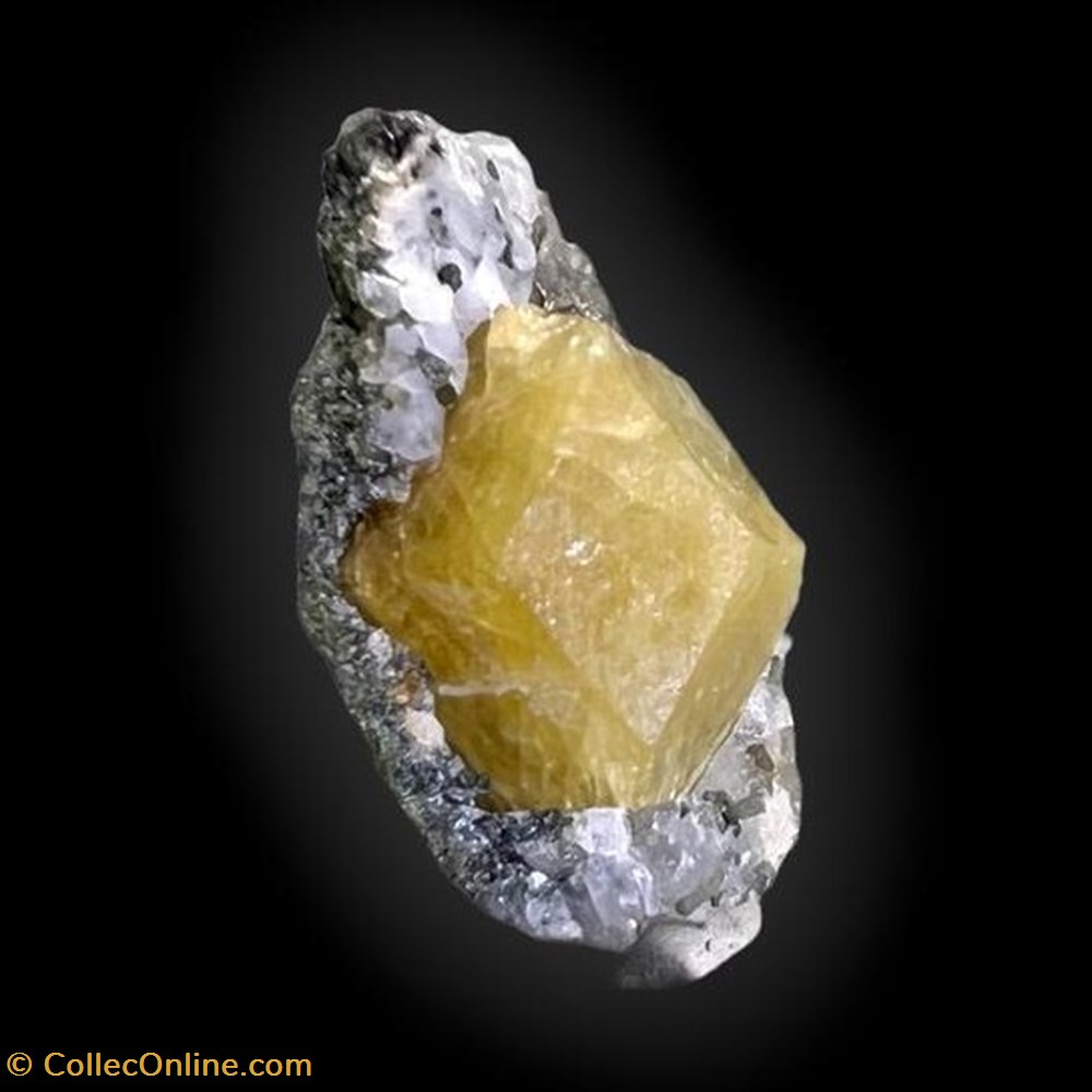 6 - Rhodizite mineraux meteorites 6 rhodizite