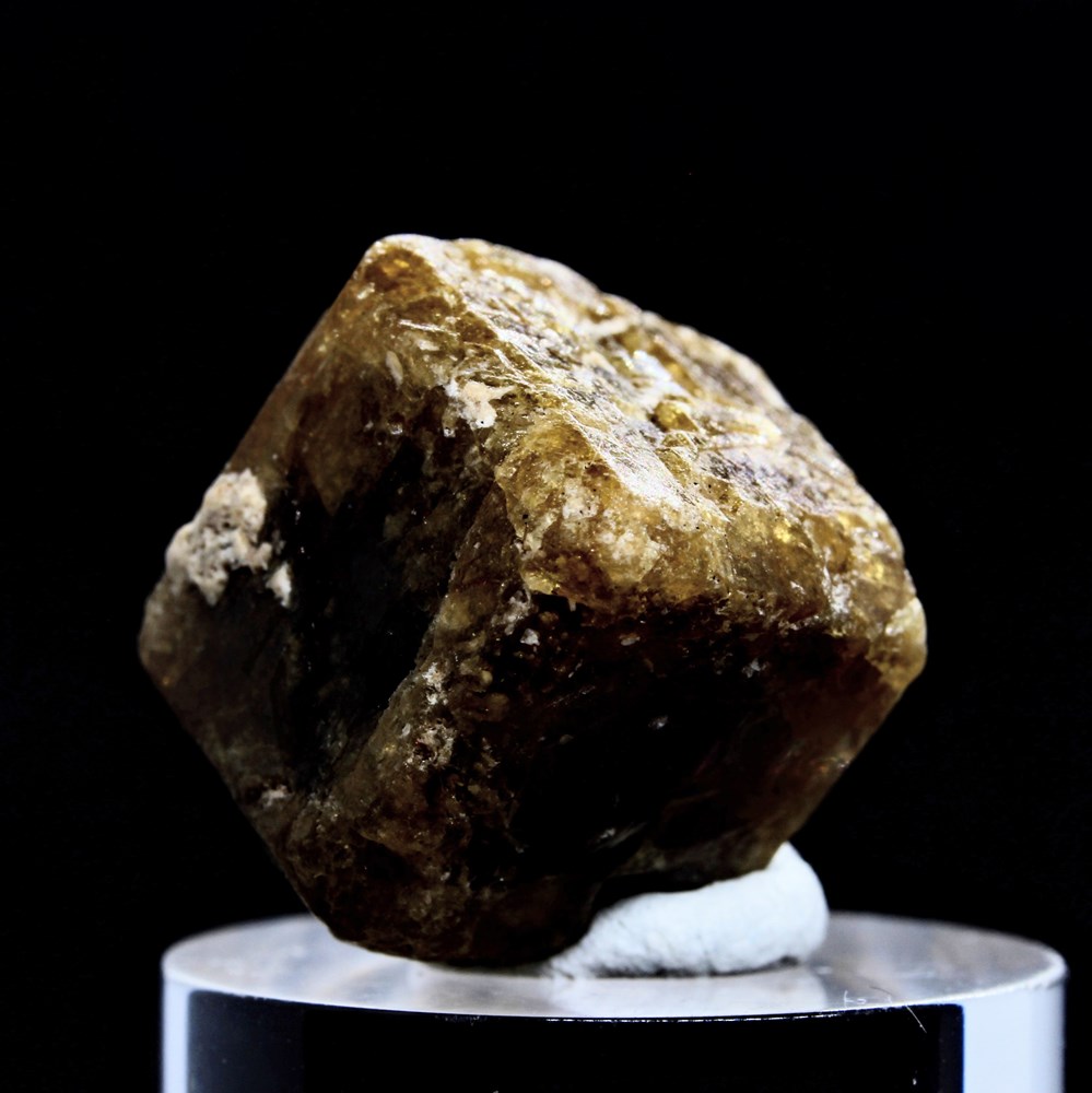 9 - Vesuvianite mineraux meteorites 9 vesuvianite