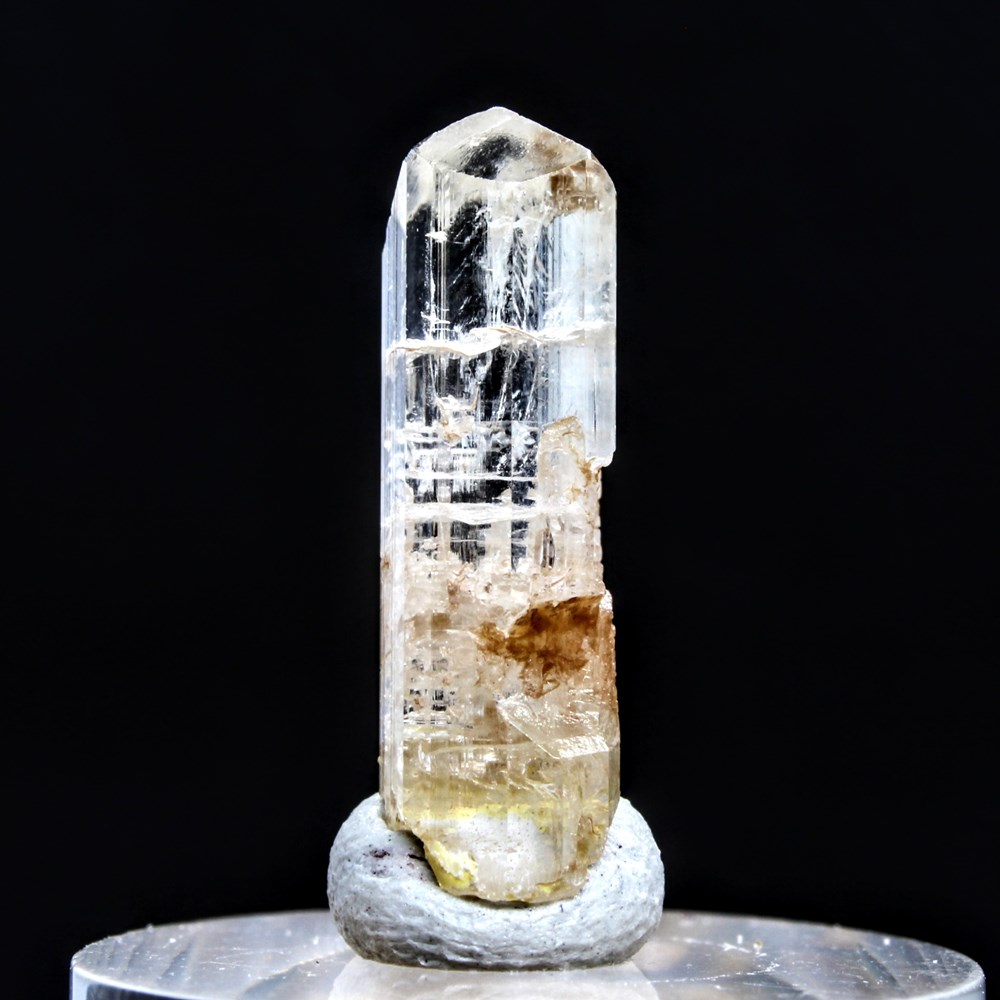 9 - Phenakite mineraux meteorites 9 phenakite