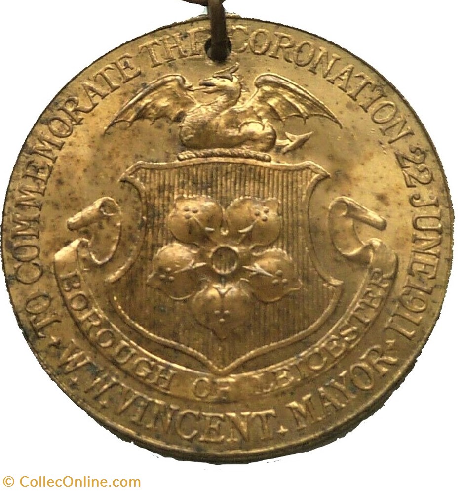 George V & Mary - 1911 Coronation Gilt Medal, Borough of Leicester, England 3 medaille royaume uni george v mary 1911 coronation gilt medal borough of leicester england