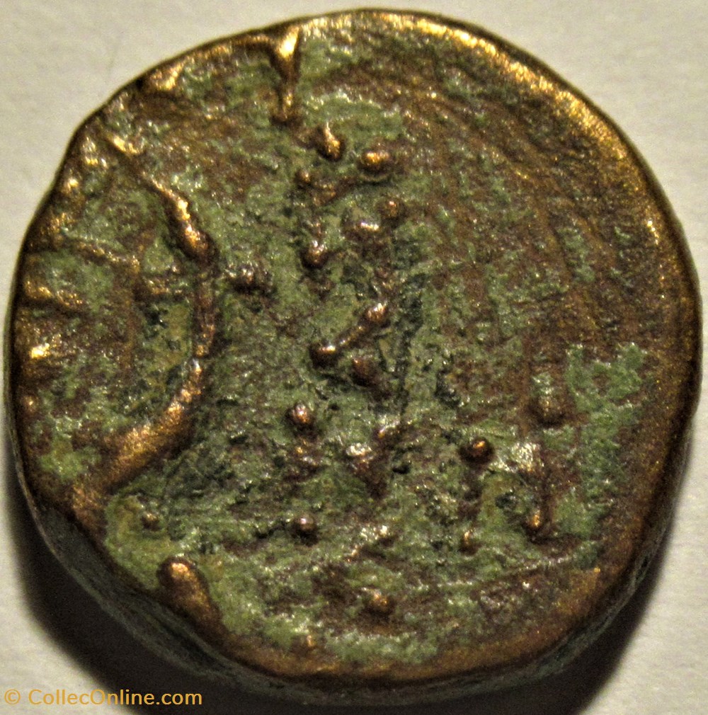 Alexander I Balas & Cleopatra, c.150-145 BC. - AE12 3 monnaies antiques av jc ap grecques alexander i balas cleopatra c 150 145 bc ae12