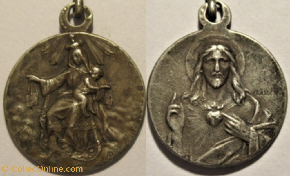Médaillette à la Ste Vierge à l'Enfant & Sacré-Cœur de Jésus patrimoine religieux objets cultes medaillette a la ste vierge a enfant sacre c ur de jesus