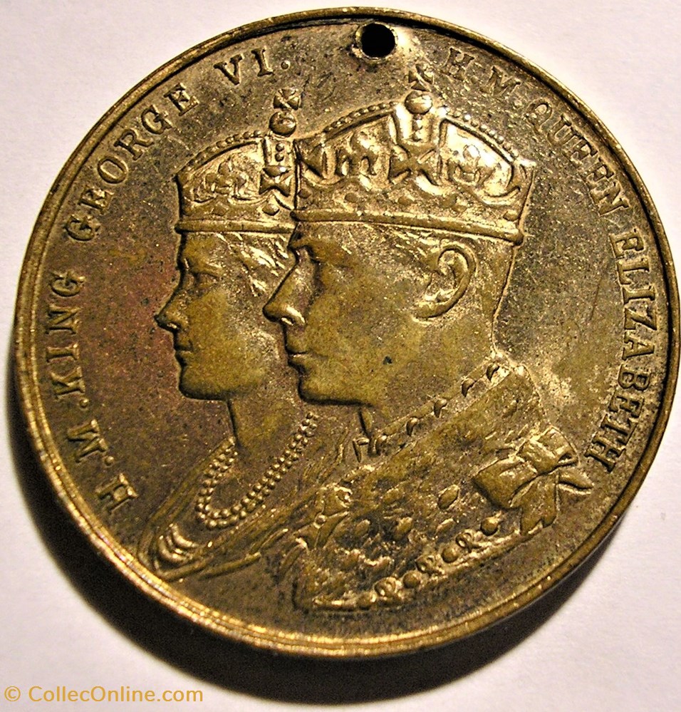 George VI & Elizabeth - 1937 Coronation Gilt Medal Beverley, UK 2 medaille royaume uni george vi elizabeth 1937 coronation gilt medal beverley uk