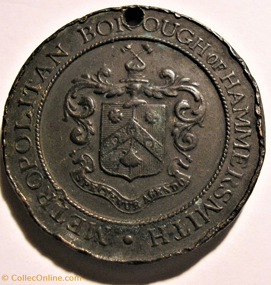 Edward VII & Alexandra - 1902 Coronation, Borough of Hammersmith Medal - UK 3 medaille royaume uni edward vii alexandra 1902 coronation borough of hammersmith medal uk