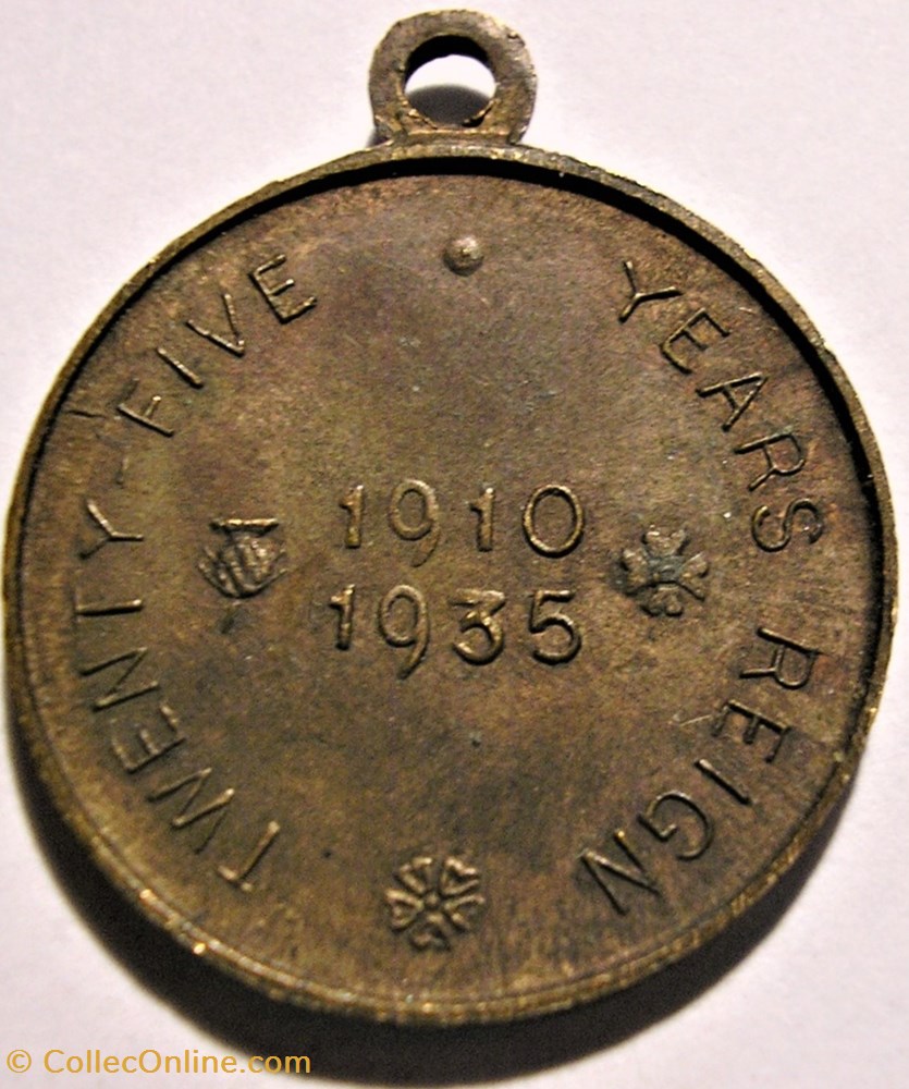 George V & Mary - 1935 Silver Jubilee, UK 3 medaille royaume uni george v mary 1935 silver jubilee uk