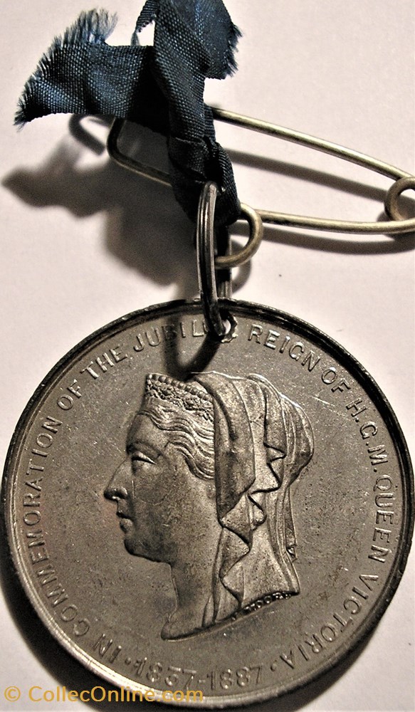 medaille royaume uni victoria 1887 golden jubilee medallion whitby abbey england