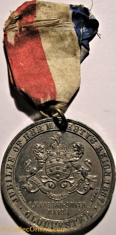 medailles royaume uni victoria 1887 golden jubilee medal gloucester uk