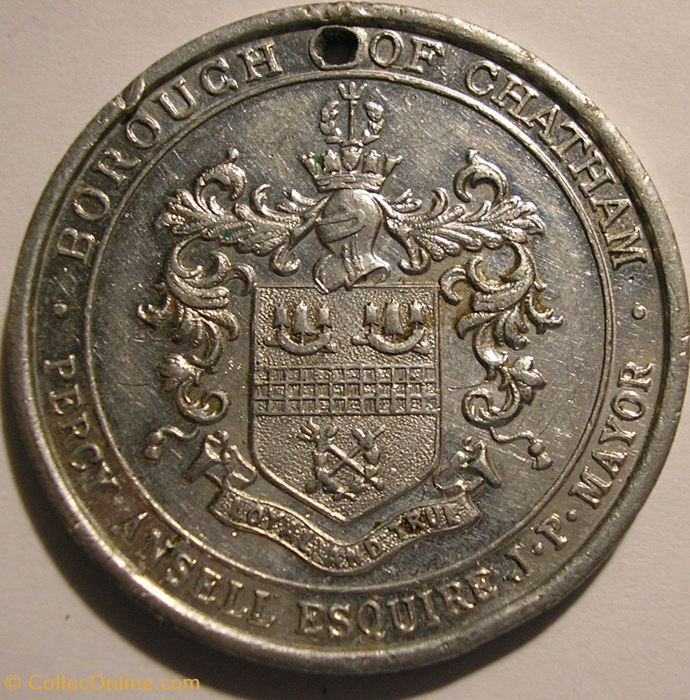 George V & Mary - Silver Jubilee 1935 Medal - Chatham, England 3 medaille royaume uni george v mary silver jubilee 1935 medal chatham england