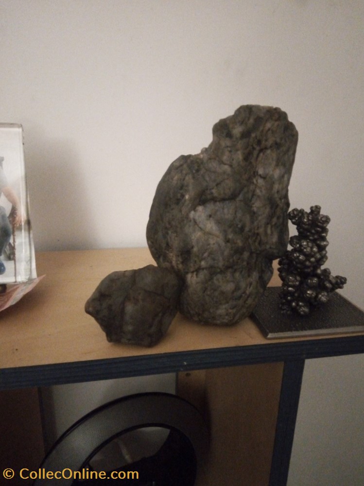 art antiquites archeologie europe tete en pierre saint louis