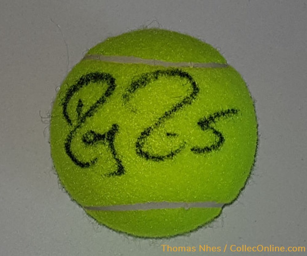 Balle de Tennis - Signé Roger Federer: Sports, Racquet ...