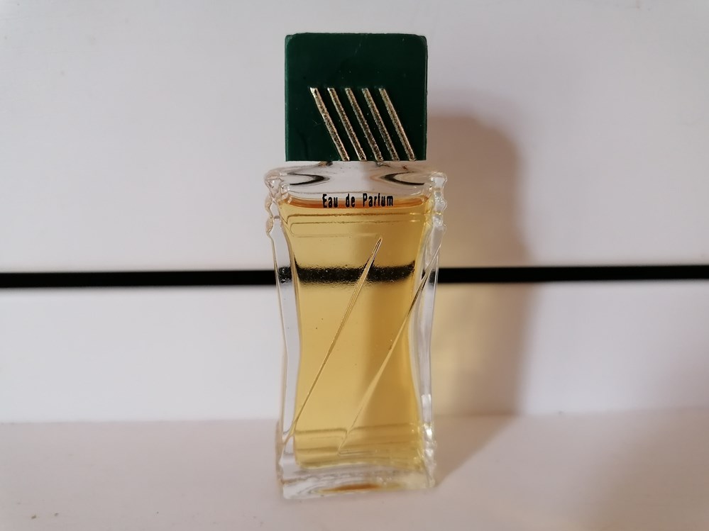 parfums beaute miniatures tzara z