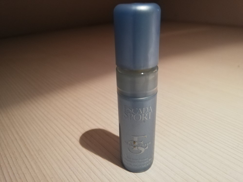 ESCADA SPORT FEELING FREE parfums beaute miniatures escada sport feeling free
