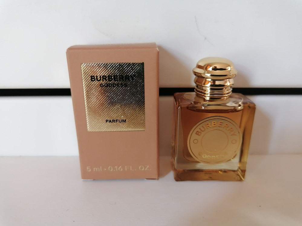parfums beaute miniatures burberry goddess