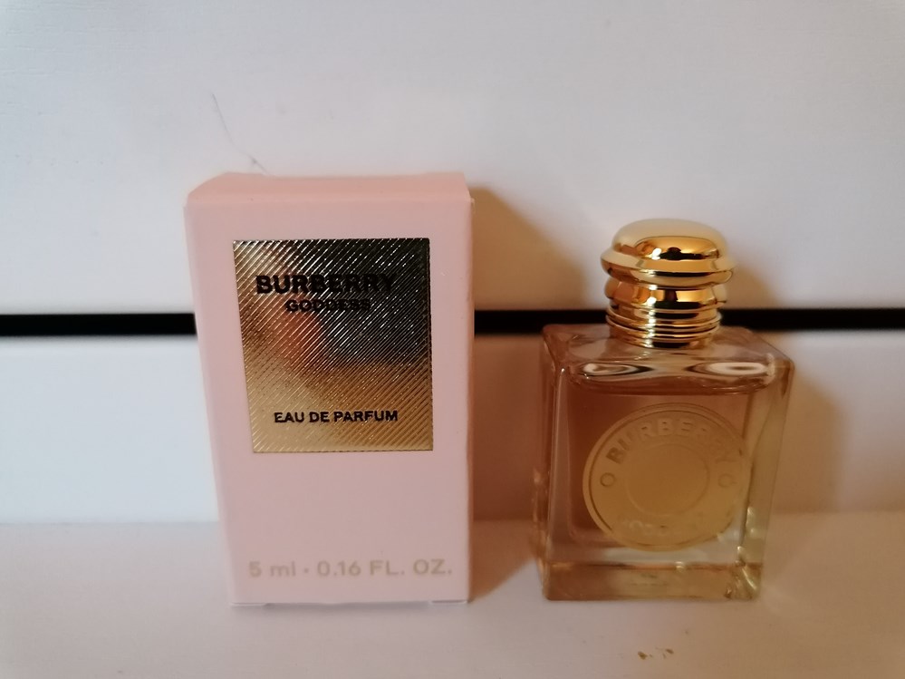BURBERRY GODDESS parfums beaute miniatures burberry goddess