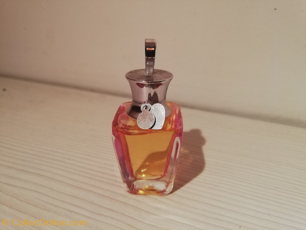 CACHAREL PROMESSE SAINT VALENTIN parfums beaute miniatures cacharel promesse saint valentin