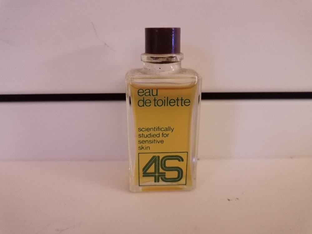 PARFUMS NIF 4 S beaute miniatures parfums nif 4 s