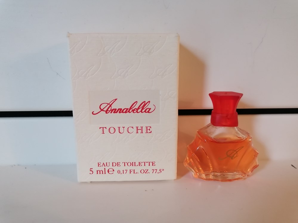 SCHIAPARELLI BENESSERE ET PIKENZ ANNABELLA TOUCHE parfums beaute miniatures schiaparelli benessere et pikenz annabella touche