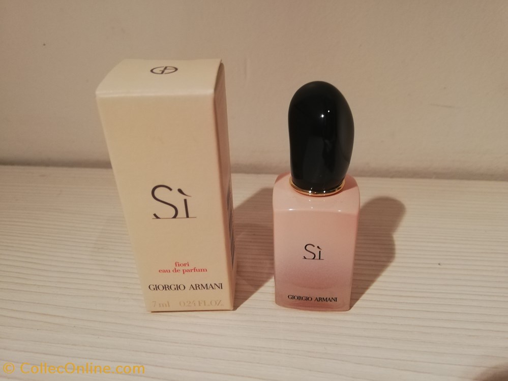 ARMANI SI FIORI parfums beaute miniatures armani si fiori