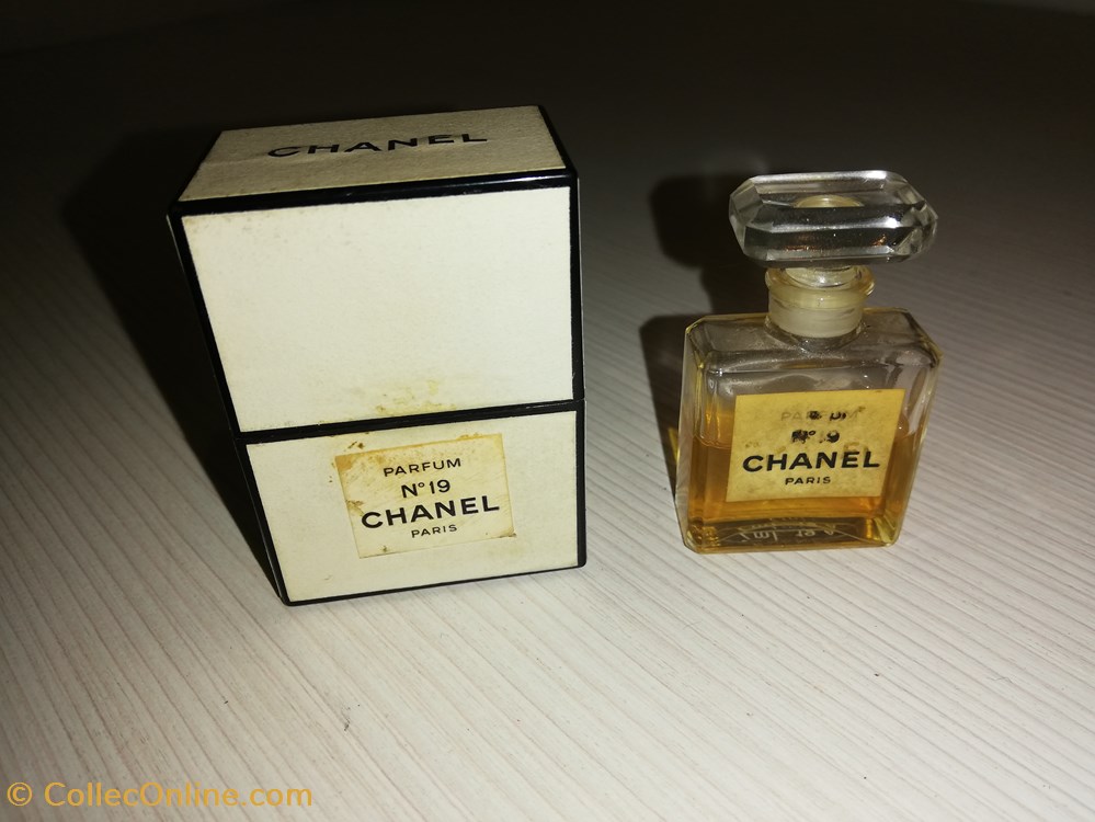 CHANEL N°19 parfums beaute miniatures chanel n 19