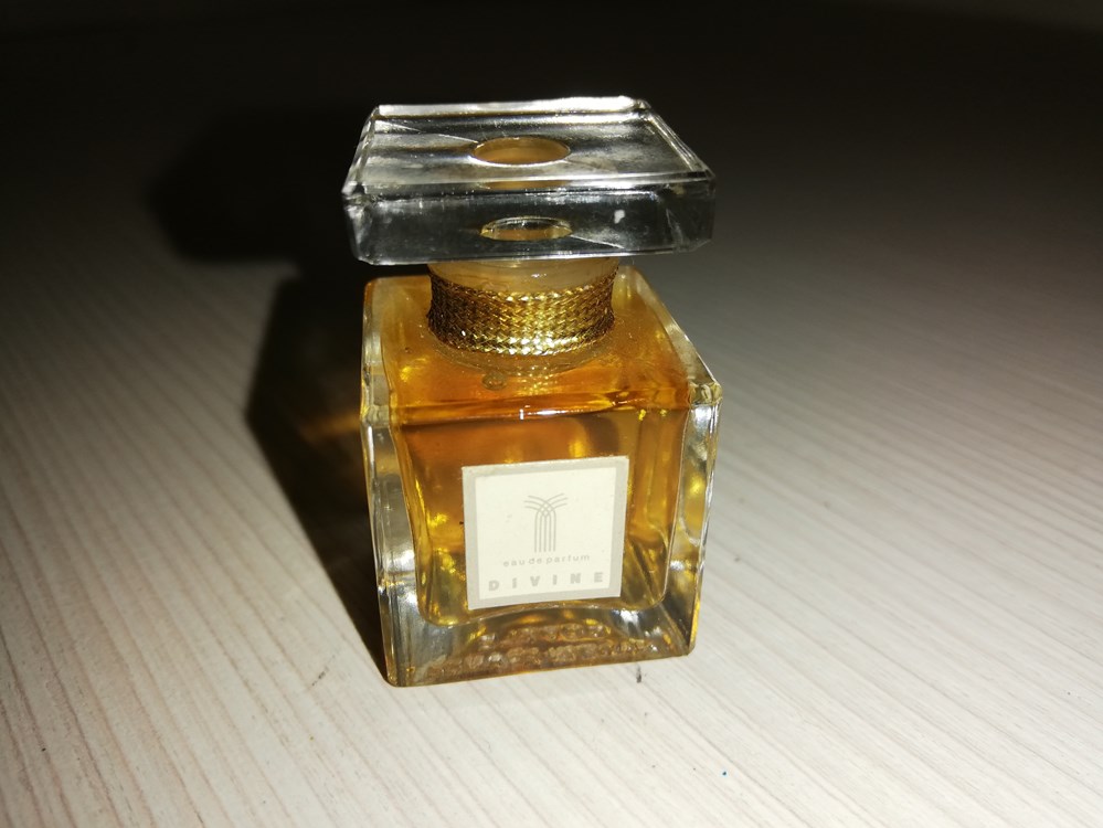 parfums beaute miniatures divine de divine