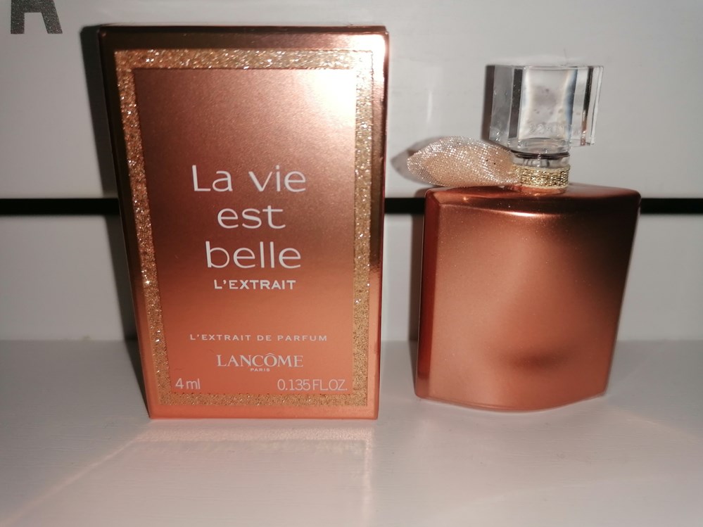LANCOME LA VIE EST BELLE L'EXTRAIT parfums beaute miniatures lancome la vie est belle extrait