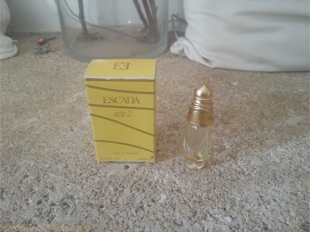 ESCADA ACTE 2 parfums beaute miniatures escada acte 2
