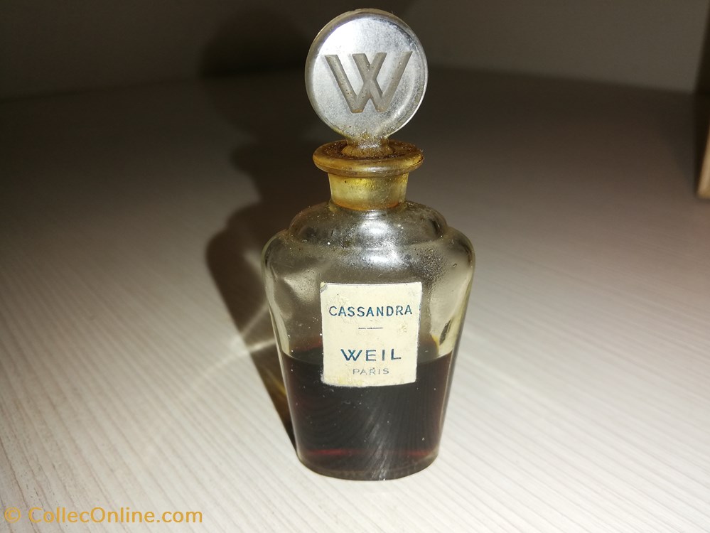 WEIL CASSANDRA parfums beaute miniatures weil cassandra
