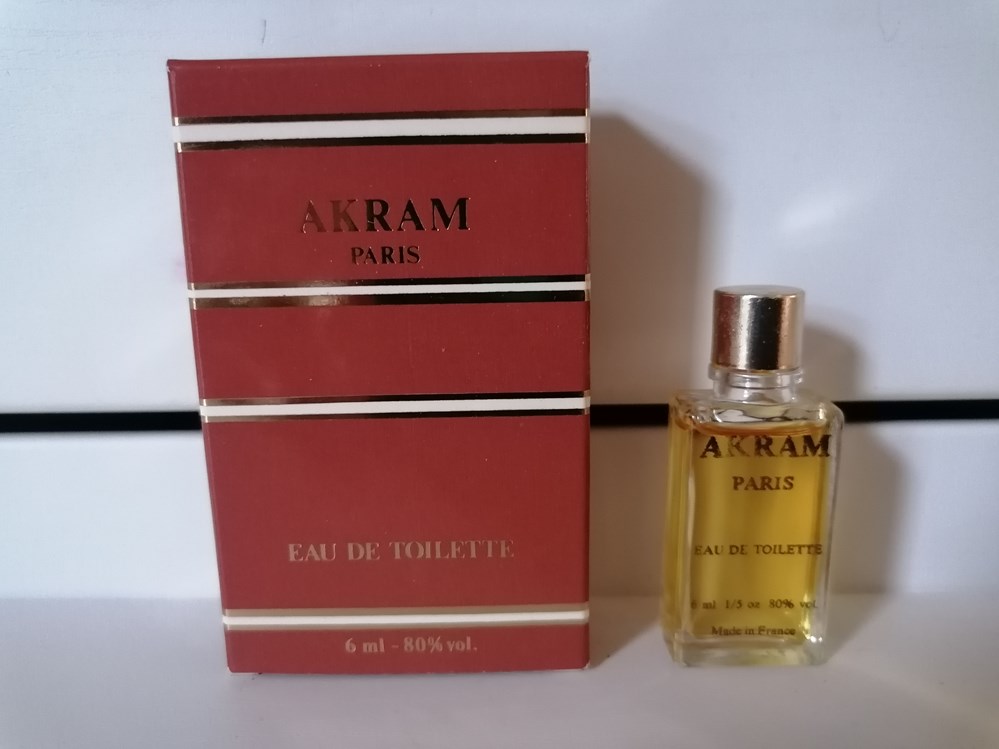 parfums beaute miniatures akram pour elle