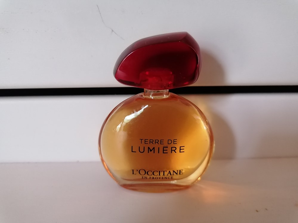parfums beaute miniatures occitane terre de lumiere