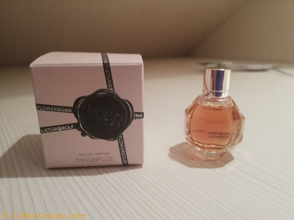 VIKTOR ROLF FLOWERBOMB parfum beaute miniature viktor rolf flowerbomb