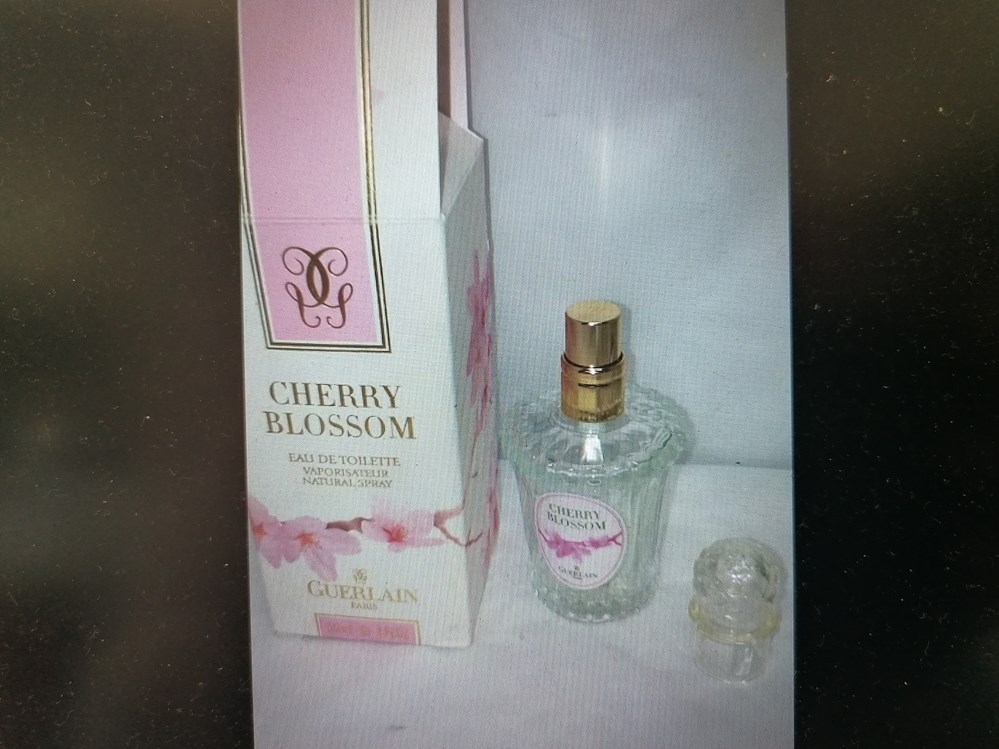 GUERLAIN CHERRY BLOSSOM parfums beaute miniatures guerlain cherry blossom