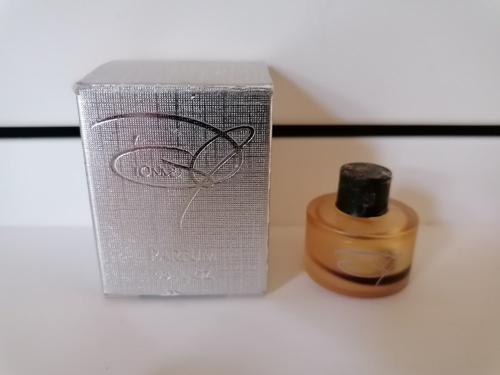 parfums beaute miniatures warwick dionne