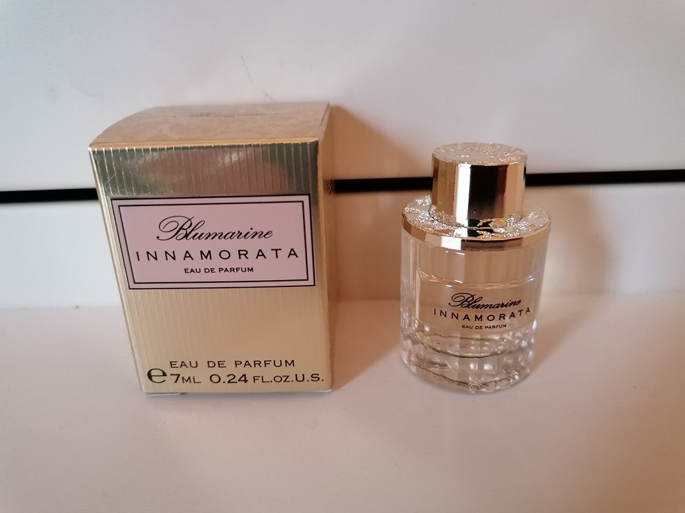 BLUMARINE INNAMORATA parfums beaute miniatures blumarine innamorata