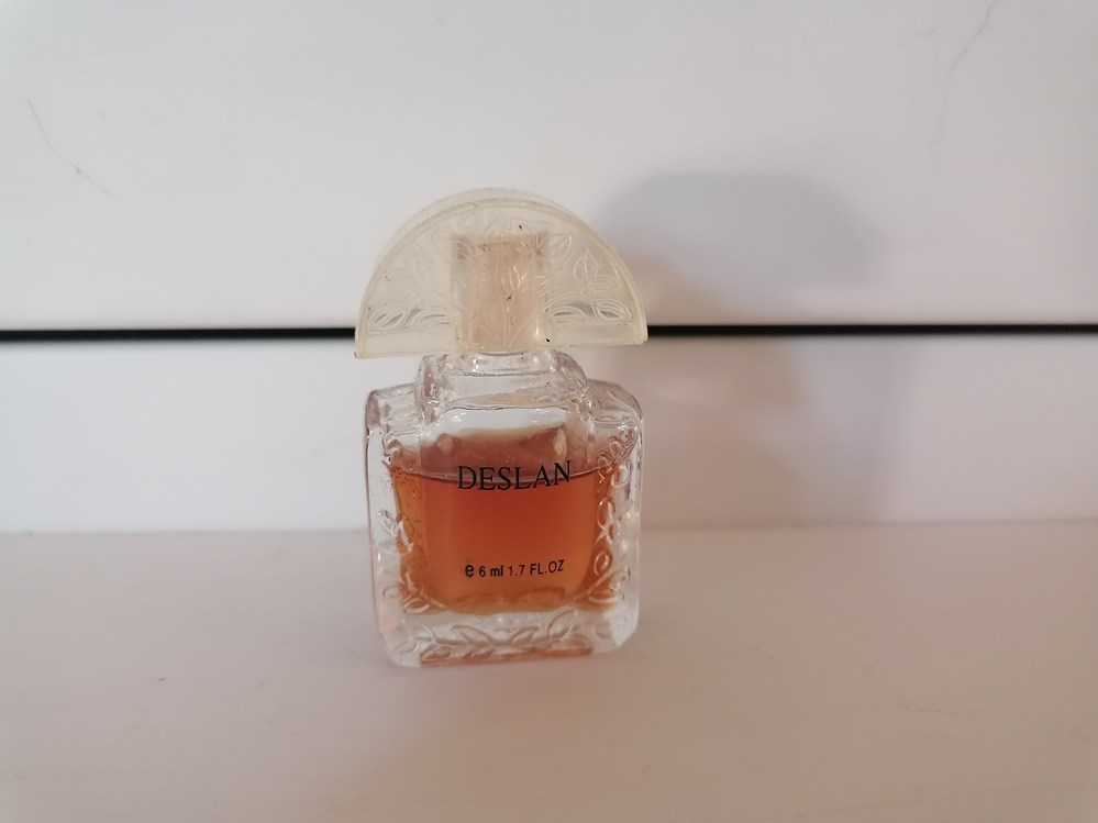 parfums beaute miniatures paris fume deslan