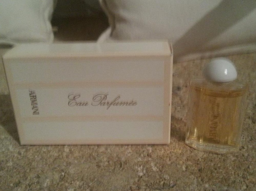 parfums beaute miniatures armani eau parfumee