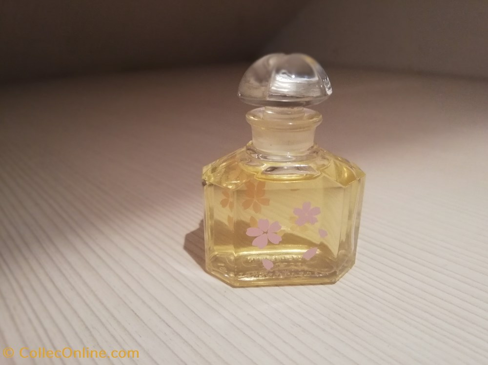 GUERLAIN CHERRY BLOSSOM parfums beaute miniatures guerlain cherry blossom