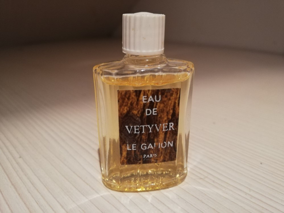 LE GALION EAU DE VETYVER parfums beaute miniatures le galion eau de vetyver