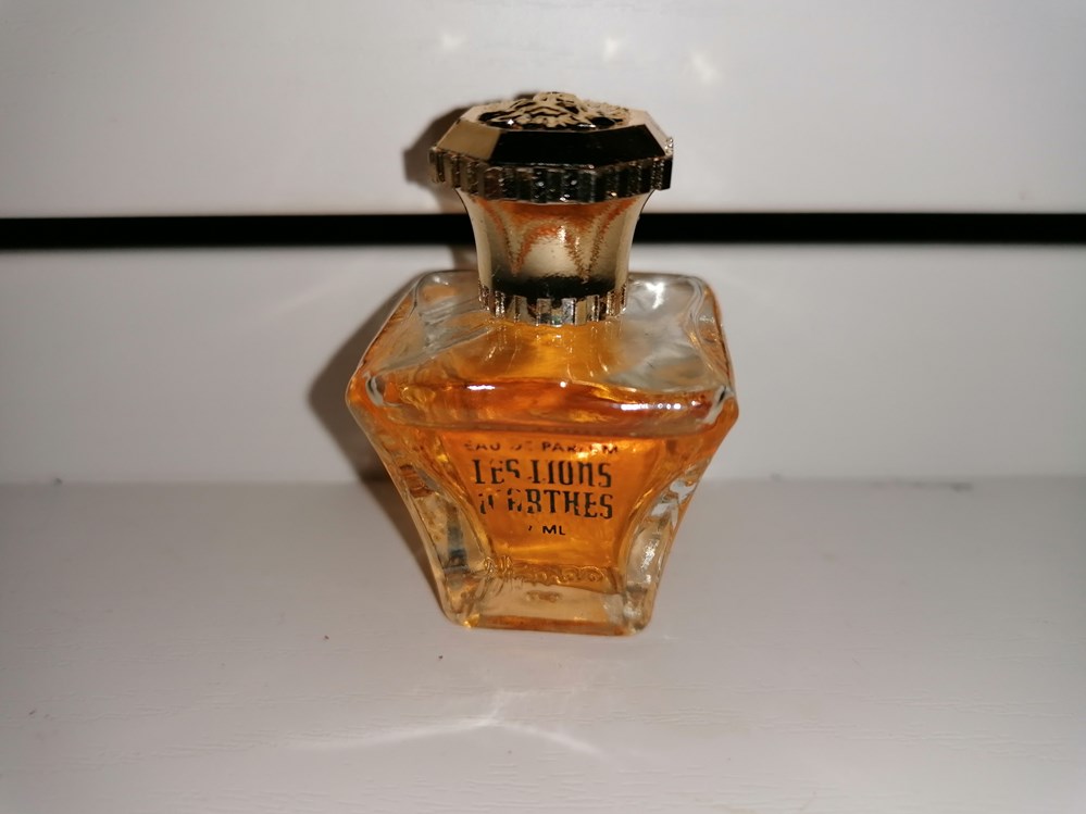parfums beaute miniatures arthes jeanne les lions