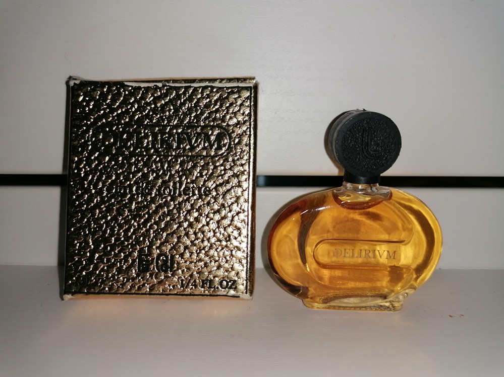 LIOLA DELIRIVM parfums beaute miniatures liola delirivm