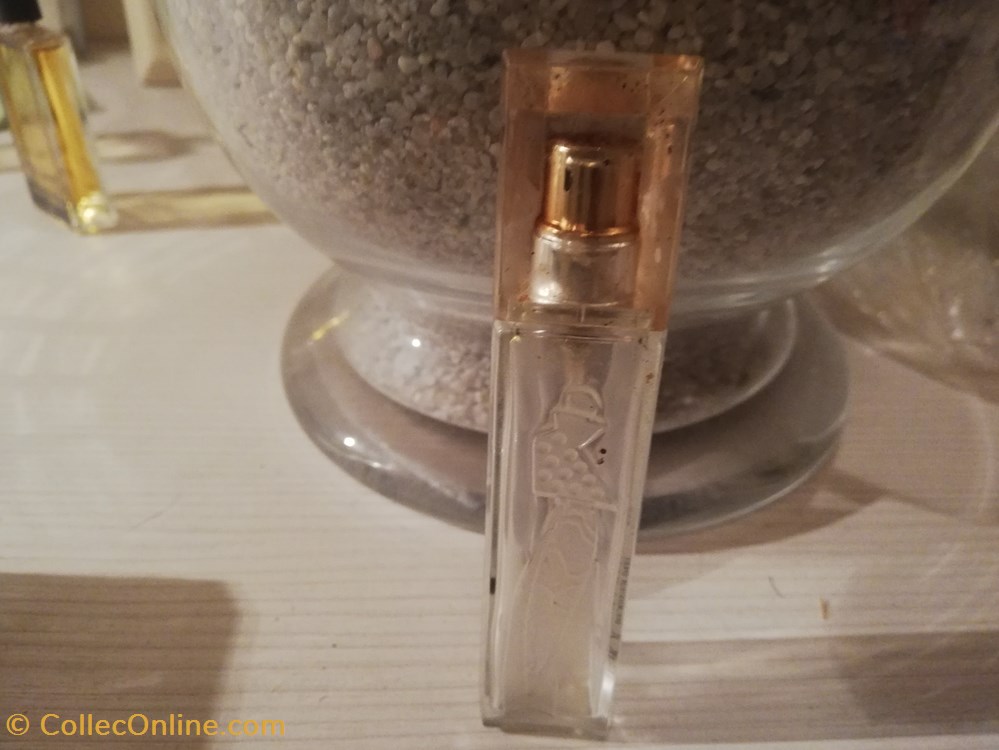 GIVENCHY HOT COUTURE COLLECTION N°1 parfums beaute miniatures givenchy hot couture collection n 1