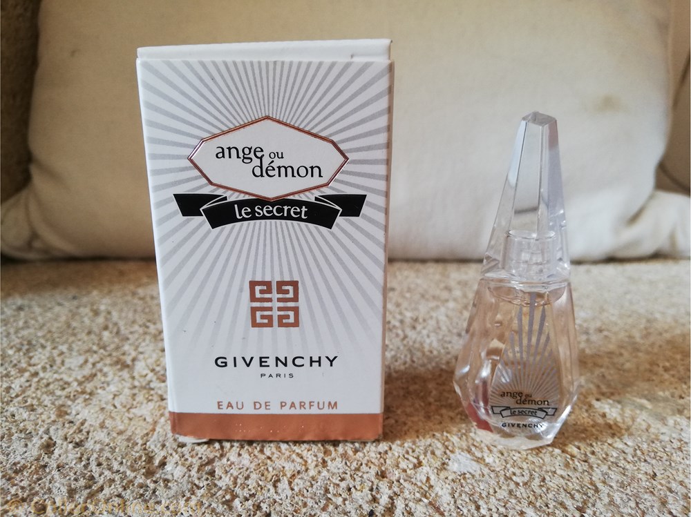 GIVENCHY ANGE OU DEMON LE SECRET parfums beaute miniatures givenchy ange ou demon le secret