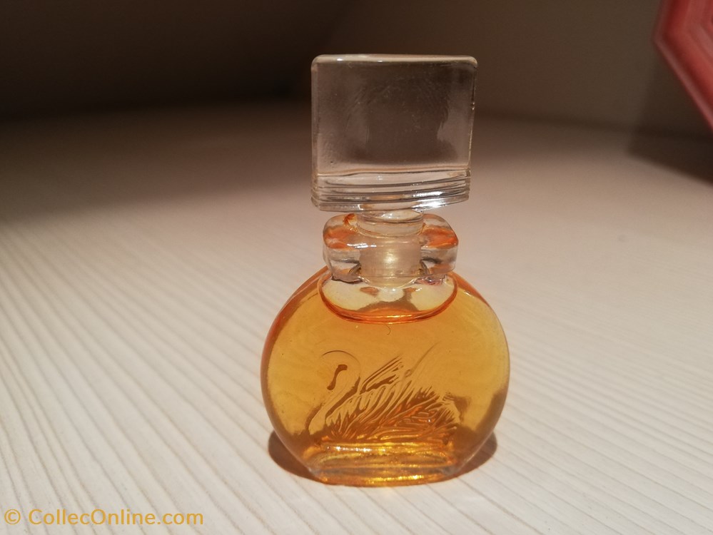 VANDERBILT - Perfumes and Beauty - Fragrances