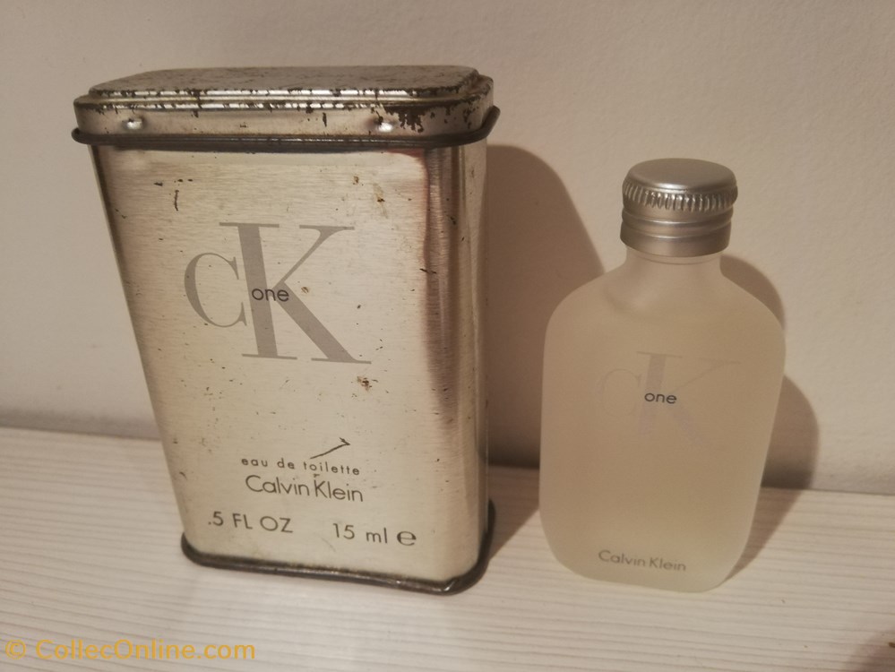 KLEIN CALVIN CK ONE parfums beaute miniatures klein calvin ck one