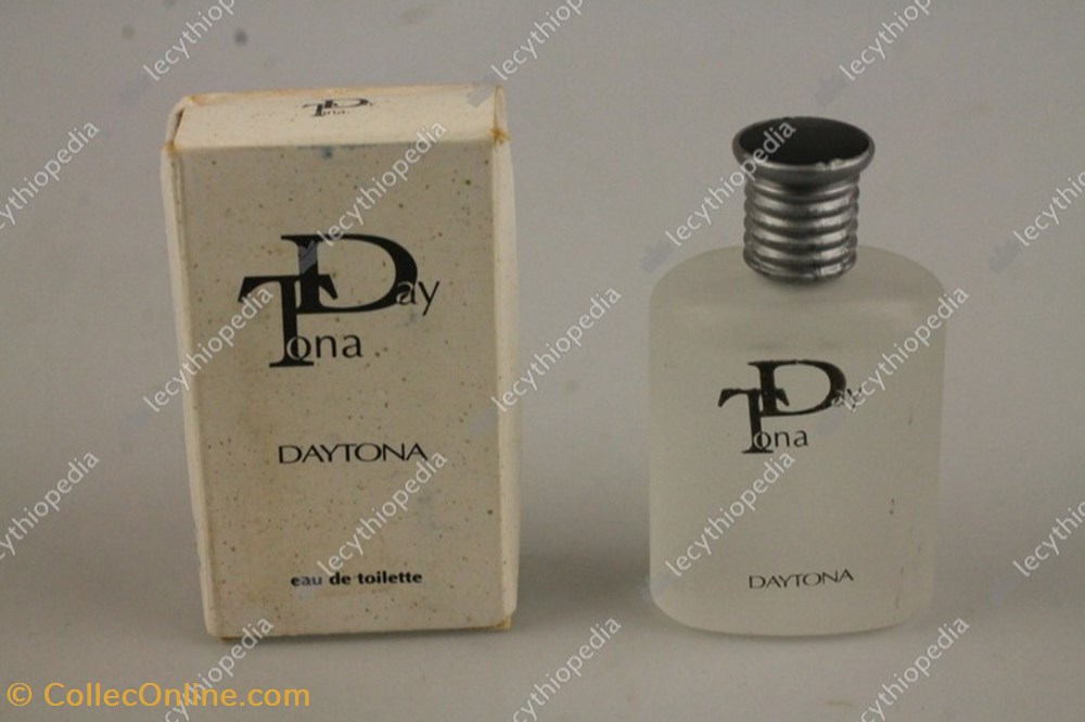 VAPRO DAYTONA parfums beaute miniatures vapro daytona
