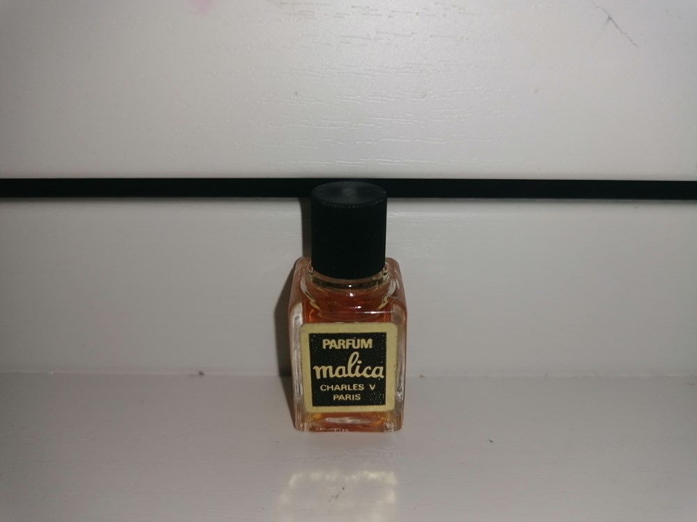 CHARLES V MALICA parfums beaute miniatures charles v malica