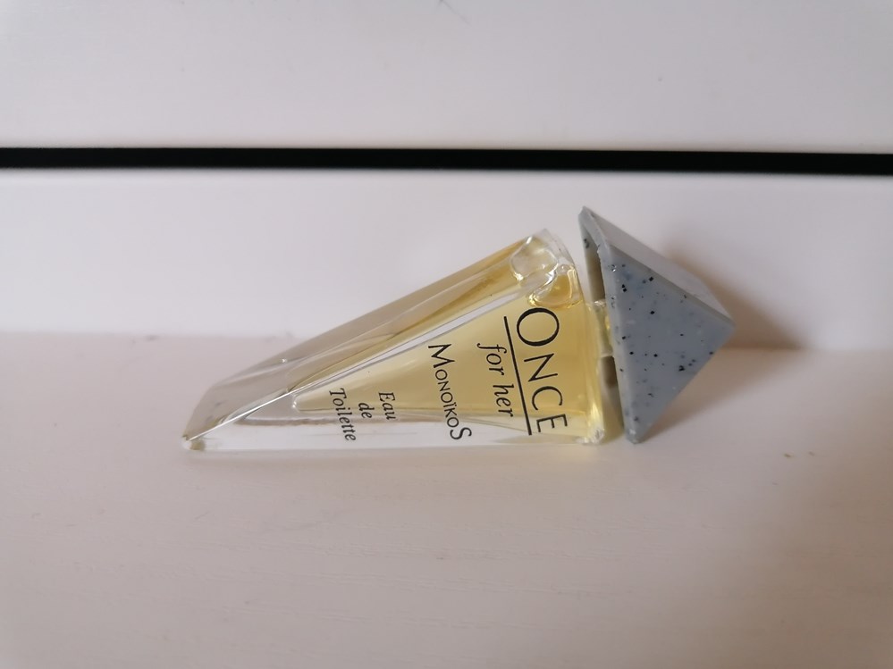 MONOIKOS ONCE parfums beaute miniatures monoikos once