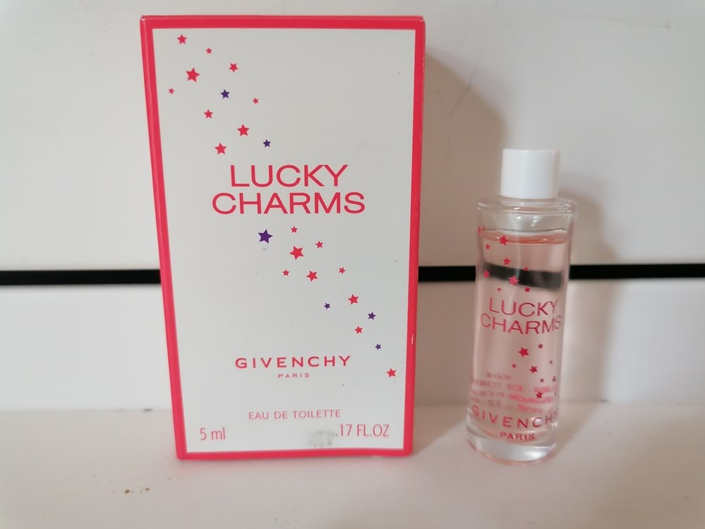 parfums beaute miniatures givenchy hubert de lucky stars