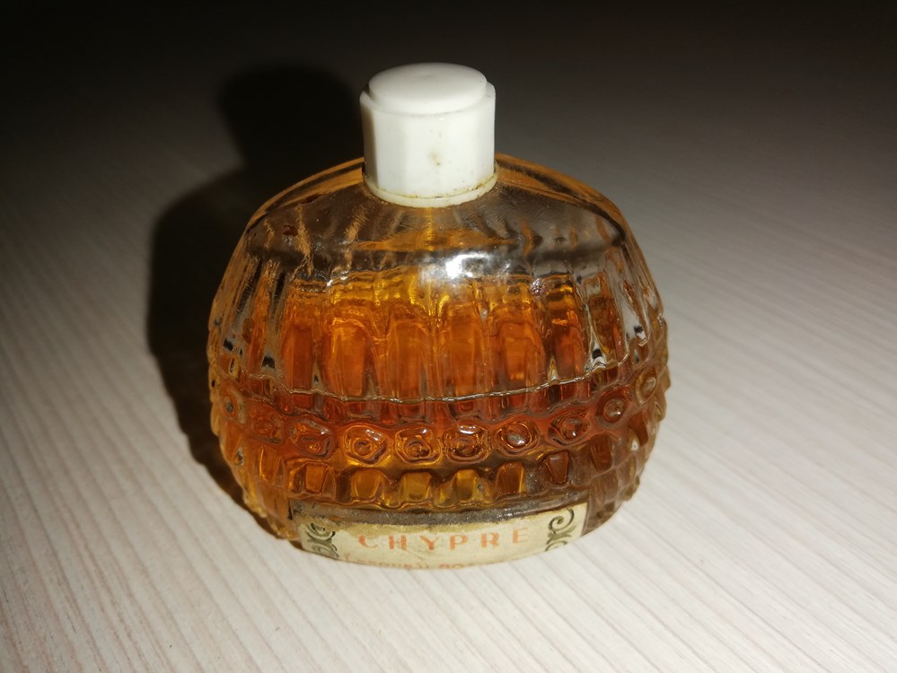 LESOURD CHYPRE parfums beaute miniatures lesourd chypre