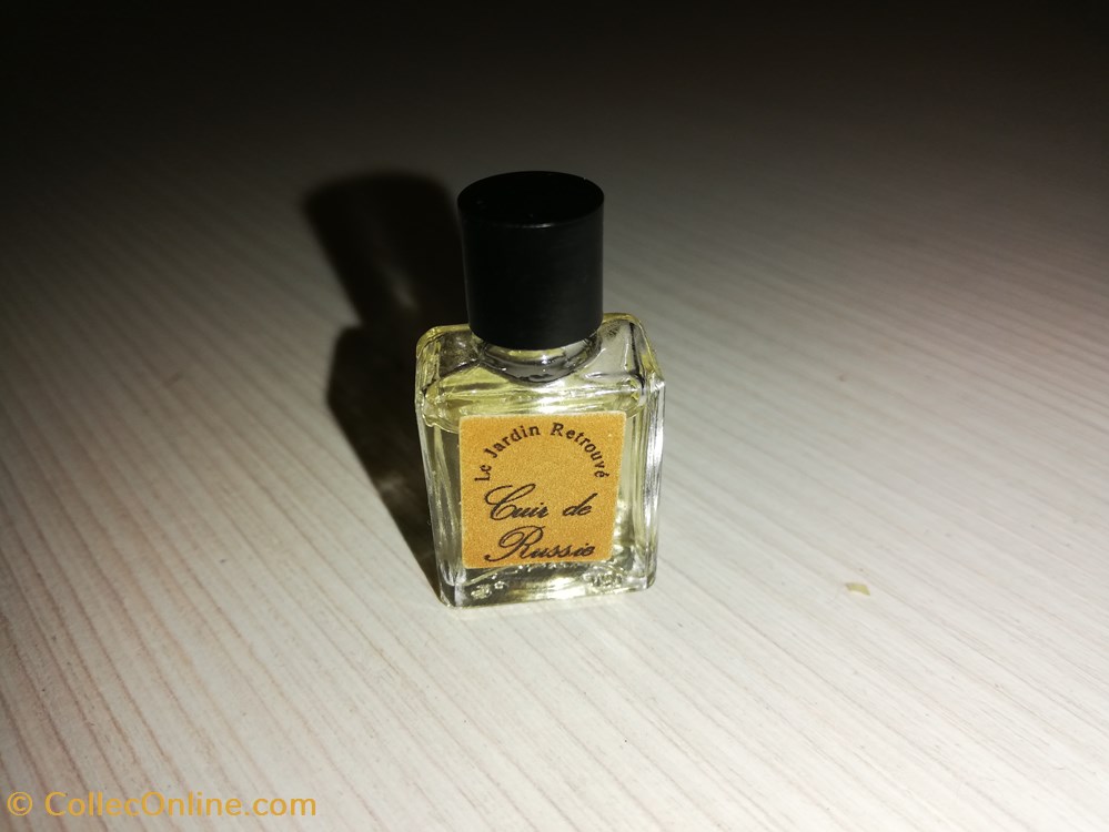 parfums beaute miniatures le jardin retrouve cuir de russie