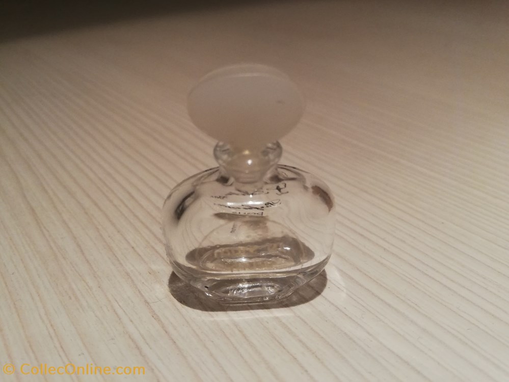 ARTISAN PARFUMEUR MURE ET MUSC parfums beaute miniatures artisan parfumeur mure et musc